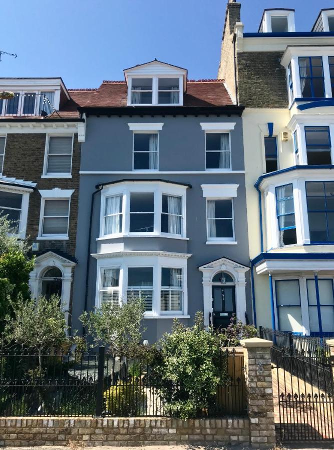 Marina Retreat - Stunning 4 Bedroom, 3 Bathroom House With Harbour Views! Ramsgate Exterior foto